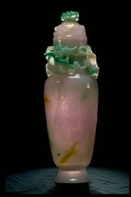 Jade dragon vase (NMNH G4589)::10246136