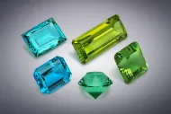 Group of beryl gems::15324909