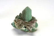 Malachite with cuprite, quartz, and azurite (NMNH B14193)::1000970
